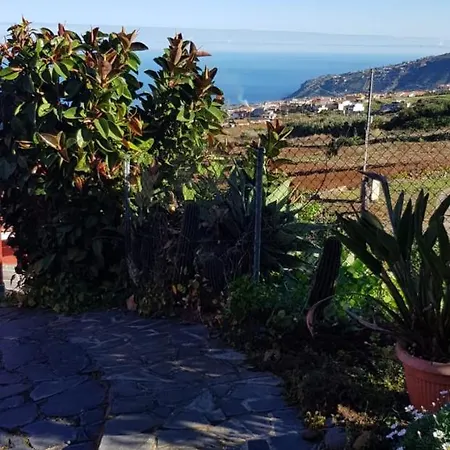 בית נופש Holiday Camino Montijo לוס ריאלחוס